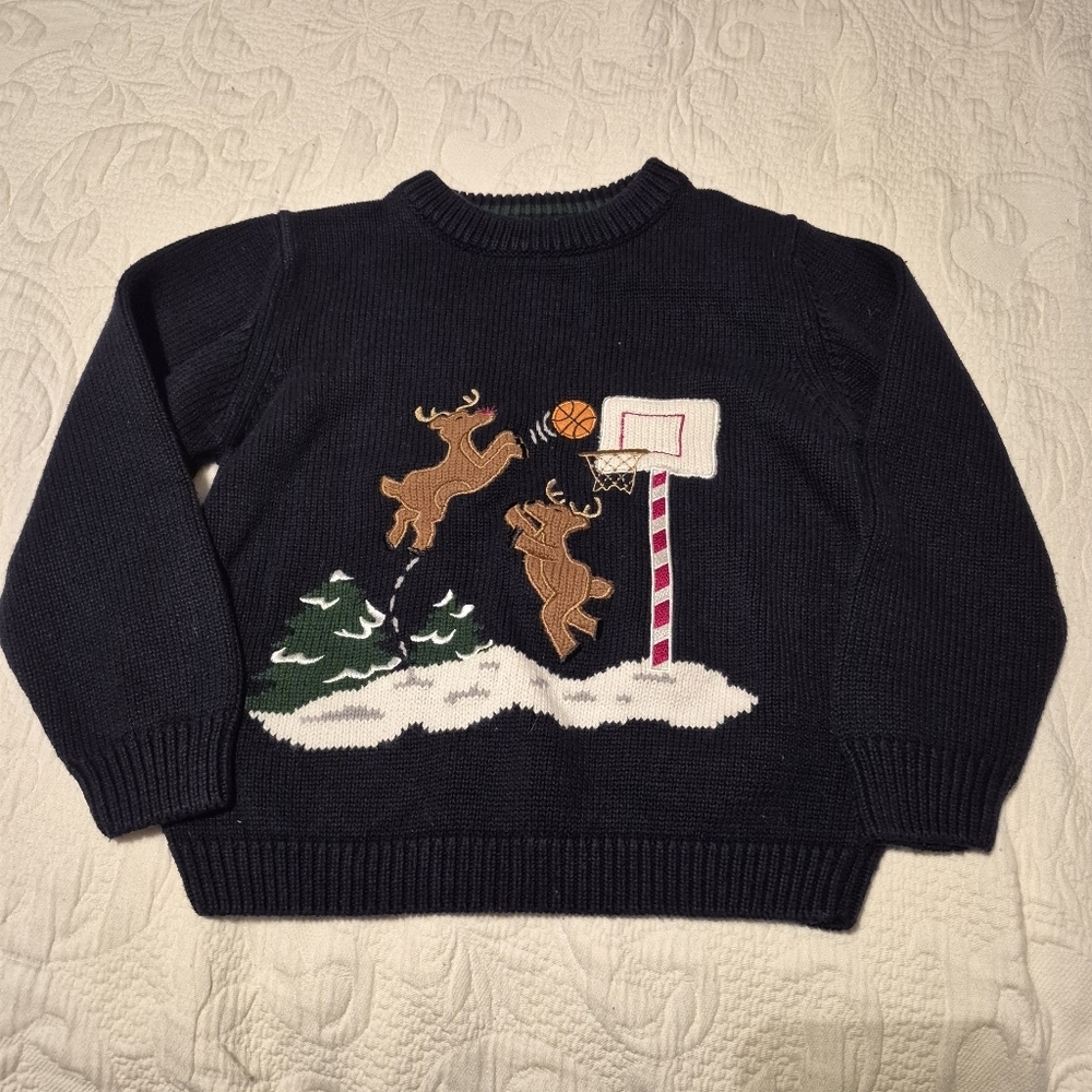 SKYR boys size 6 navy sweater reindeer playing basketball, EUC